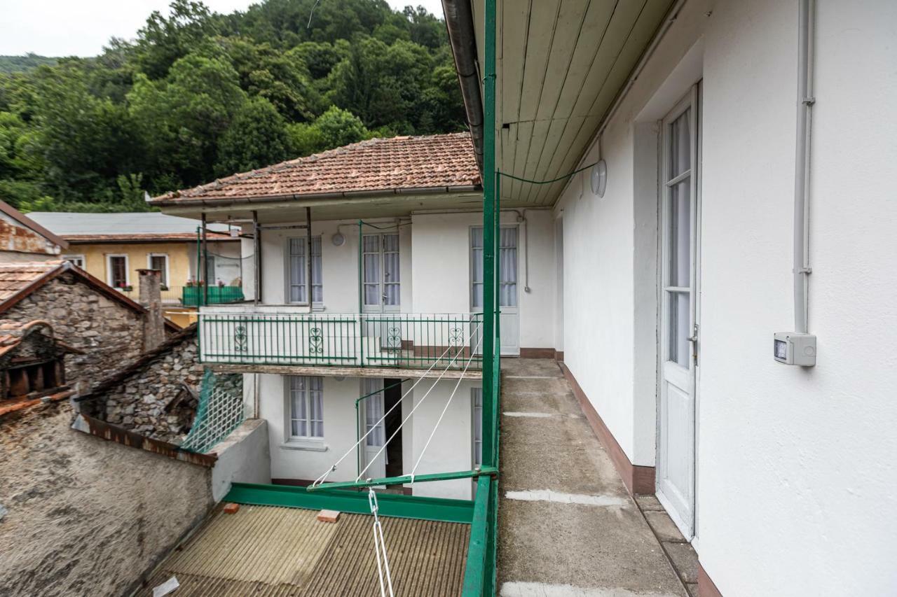 Ostello Di Germagno Omegna Exterior foto